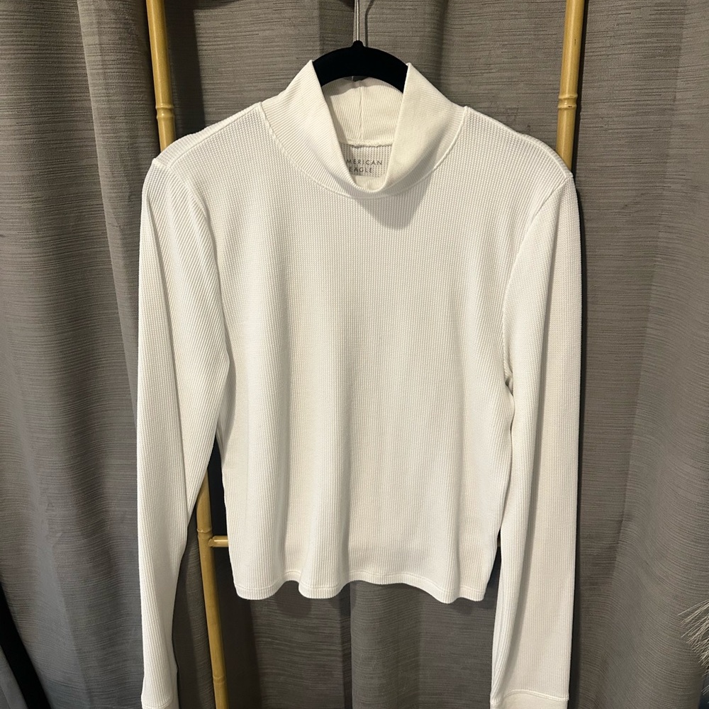 American Eagle Outfitters White Long Sleeve Top